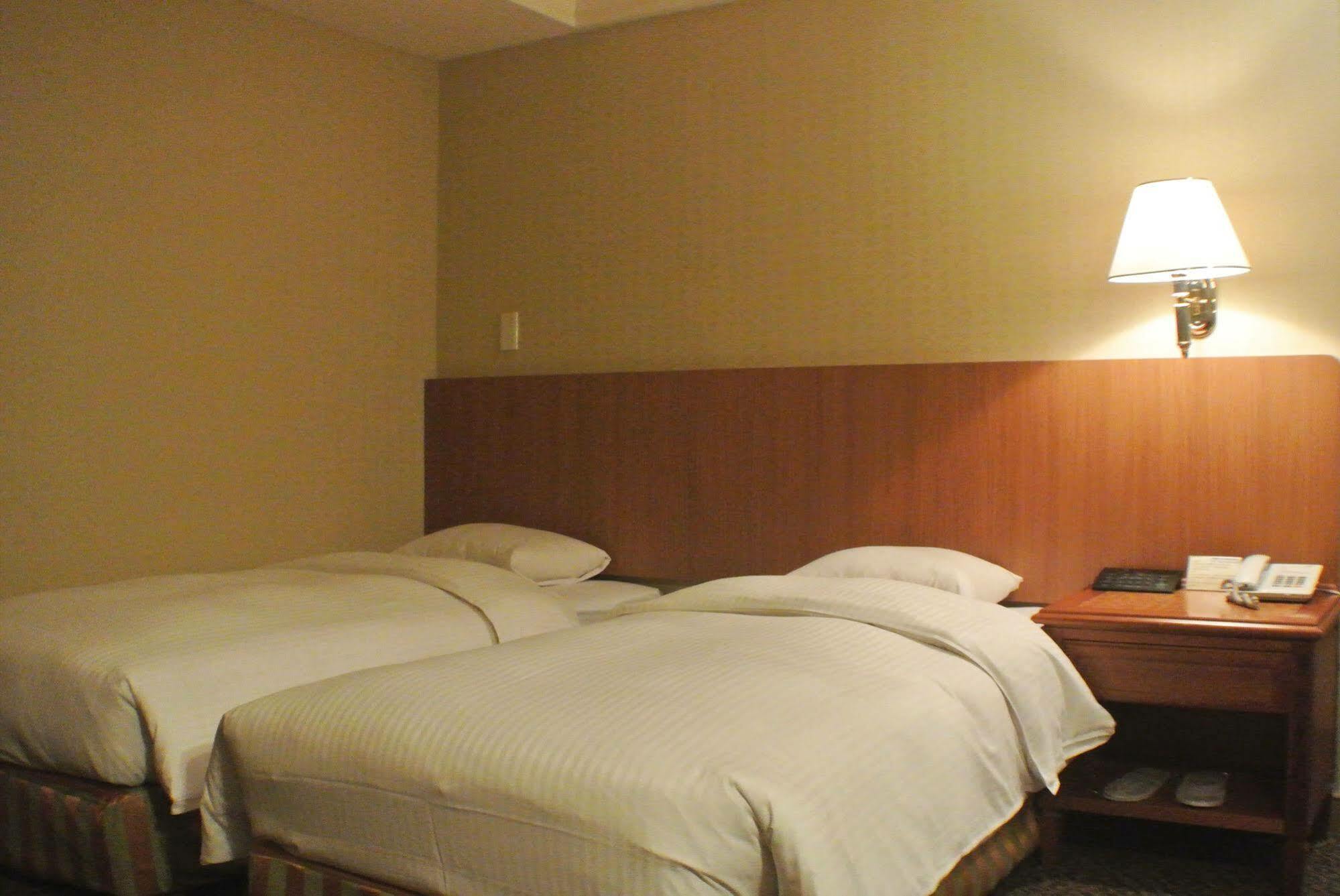 World Flora Annex Hotel