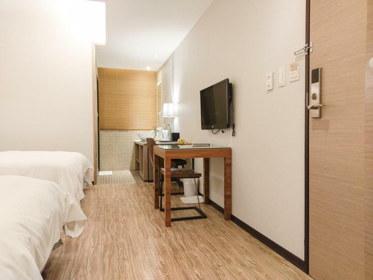 Lan Ting Business Hotel 3*