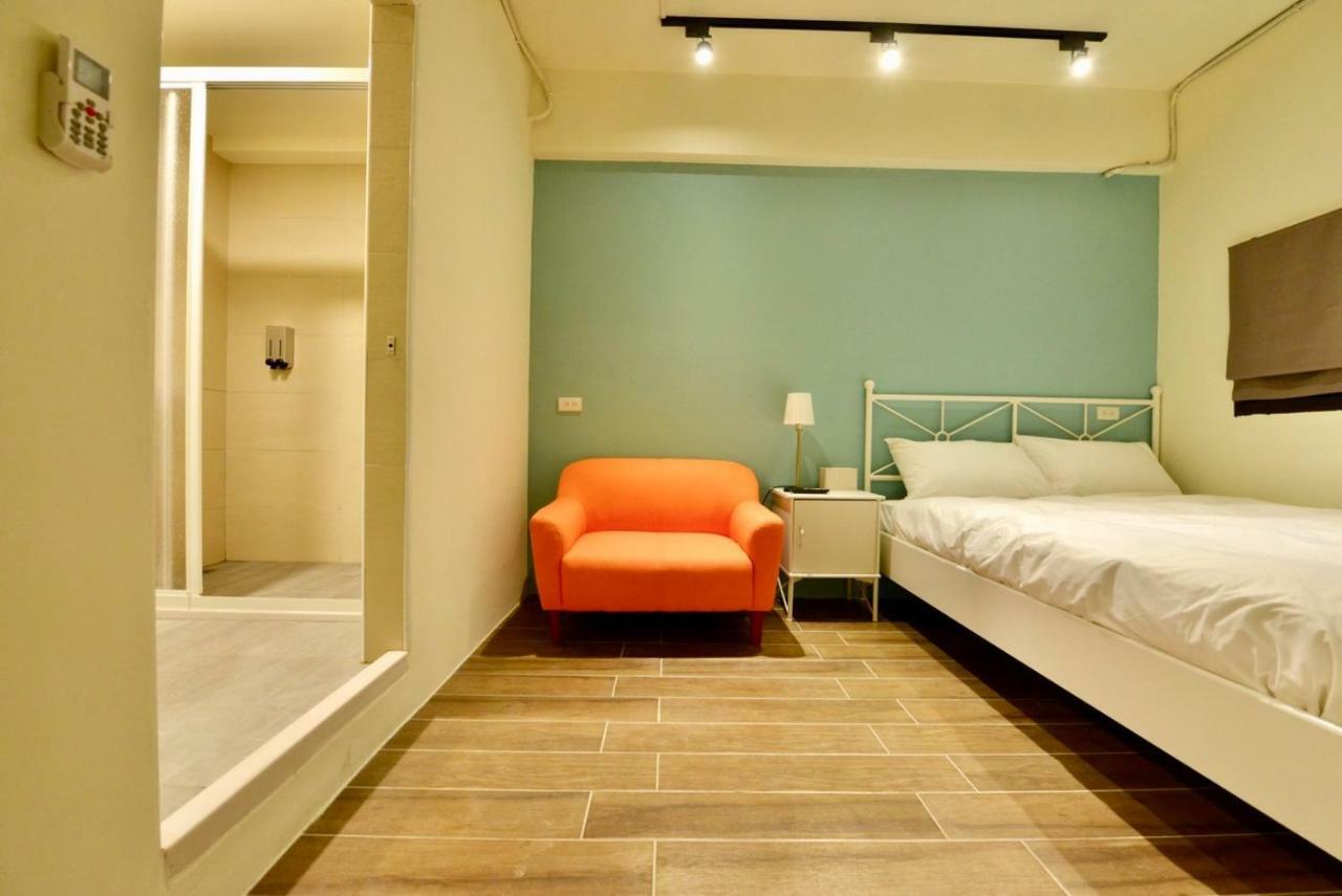 Hostel Enter *