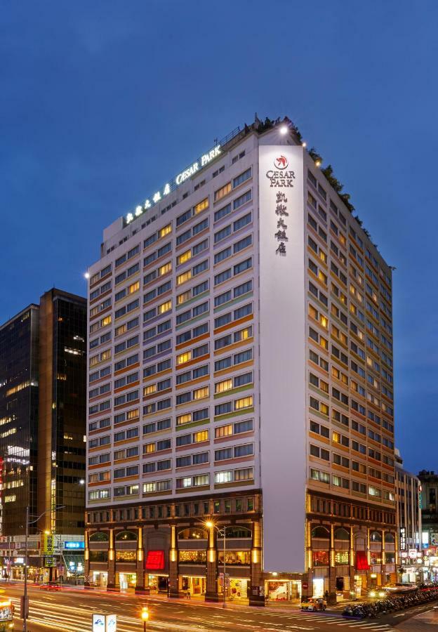 Caesar Park Hotel