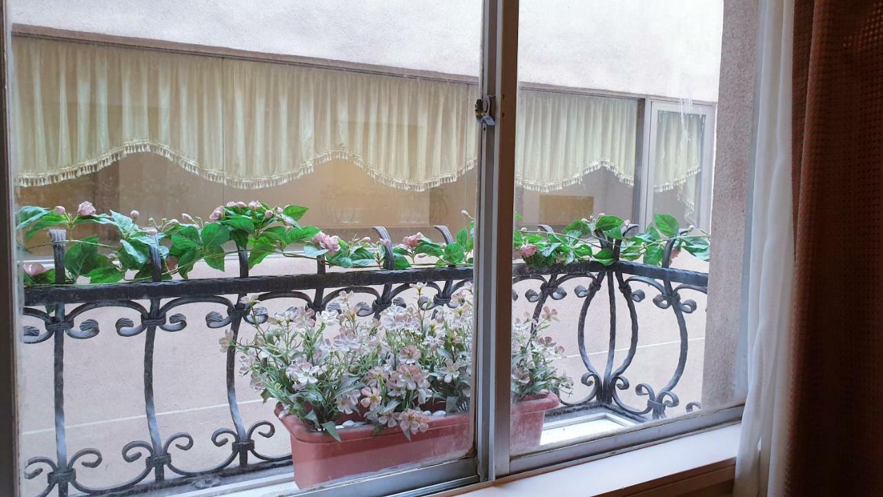 World Flora Annex Hotel