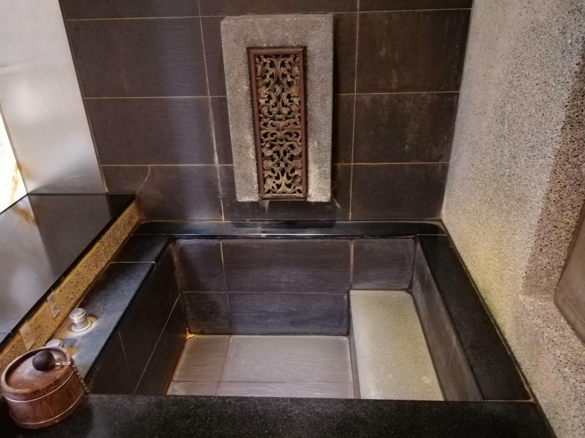 Shan-yue Hotspring 3*