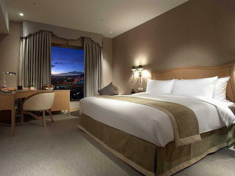 Hotel Chateau De Chine Xinzhuang 4*