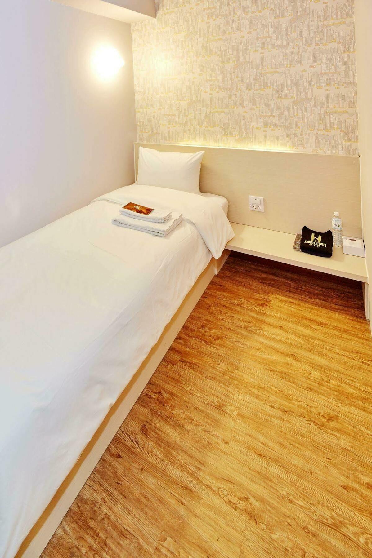 Hostel Single -