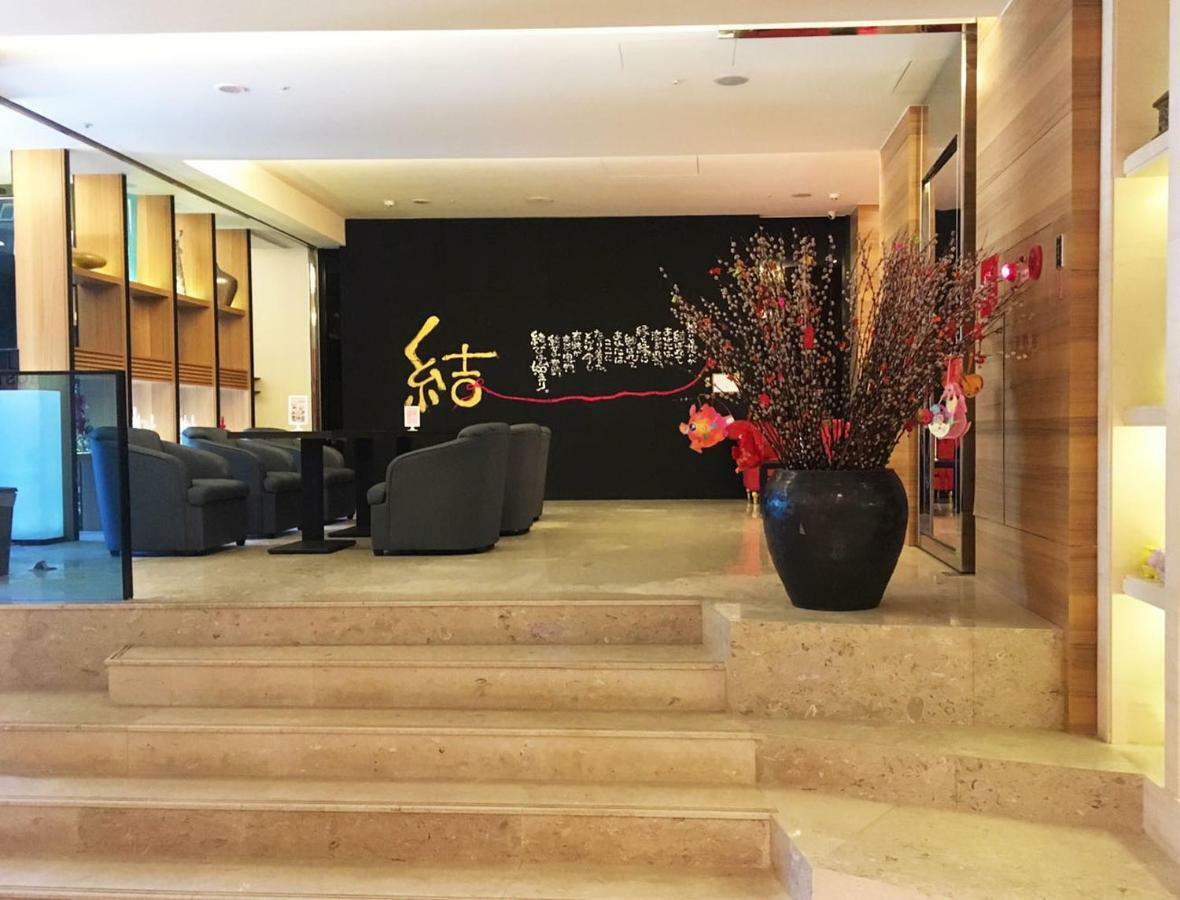Amici Six Star Hotel