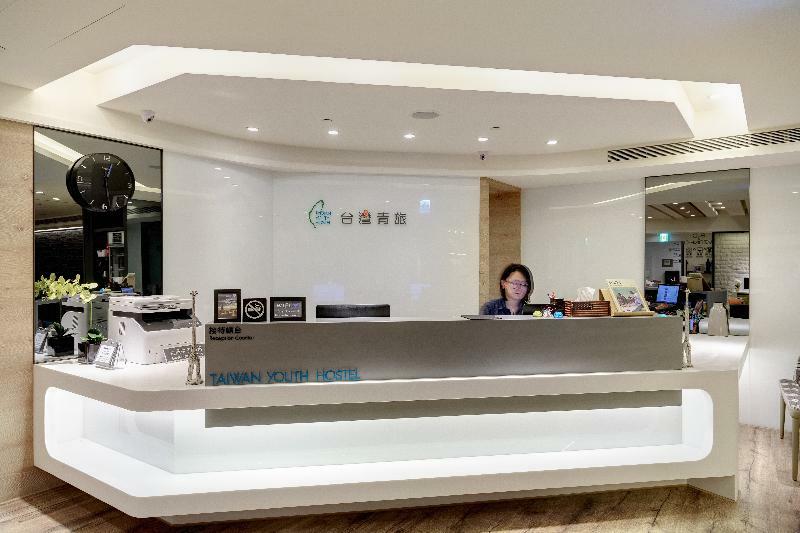 Taiwan Youth & Capsule Hostel