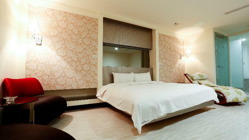 Walker - Zhengyi 2 Hotel 3*