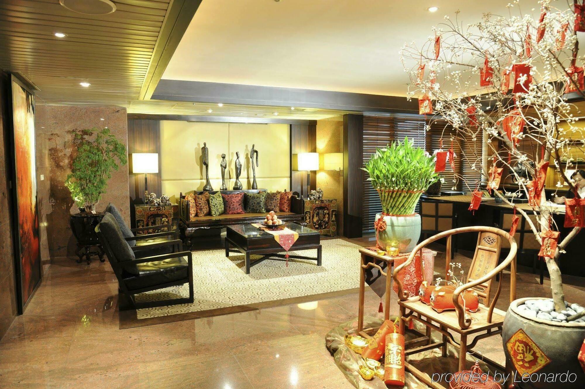 Pacific Business 4*