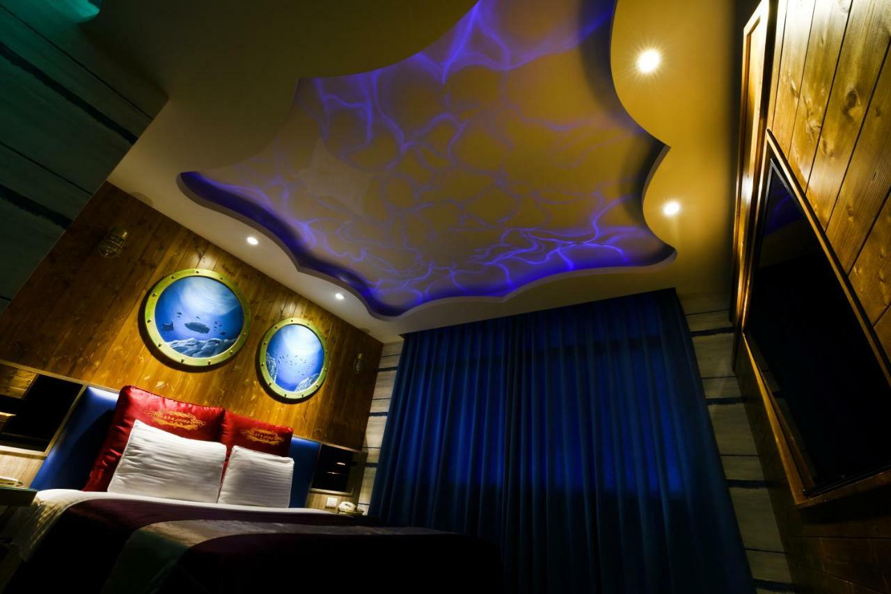 Carnival 3*