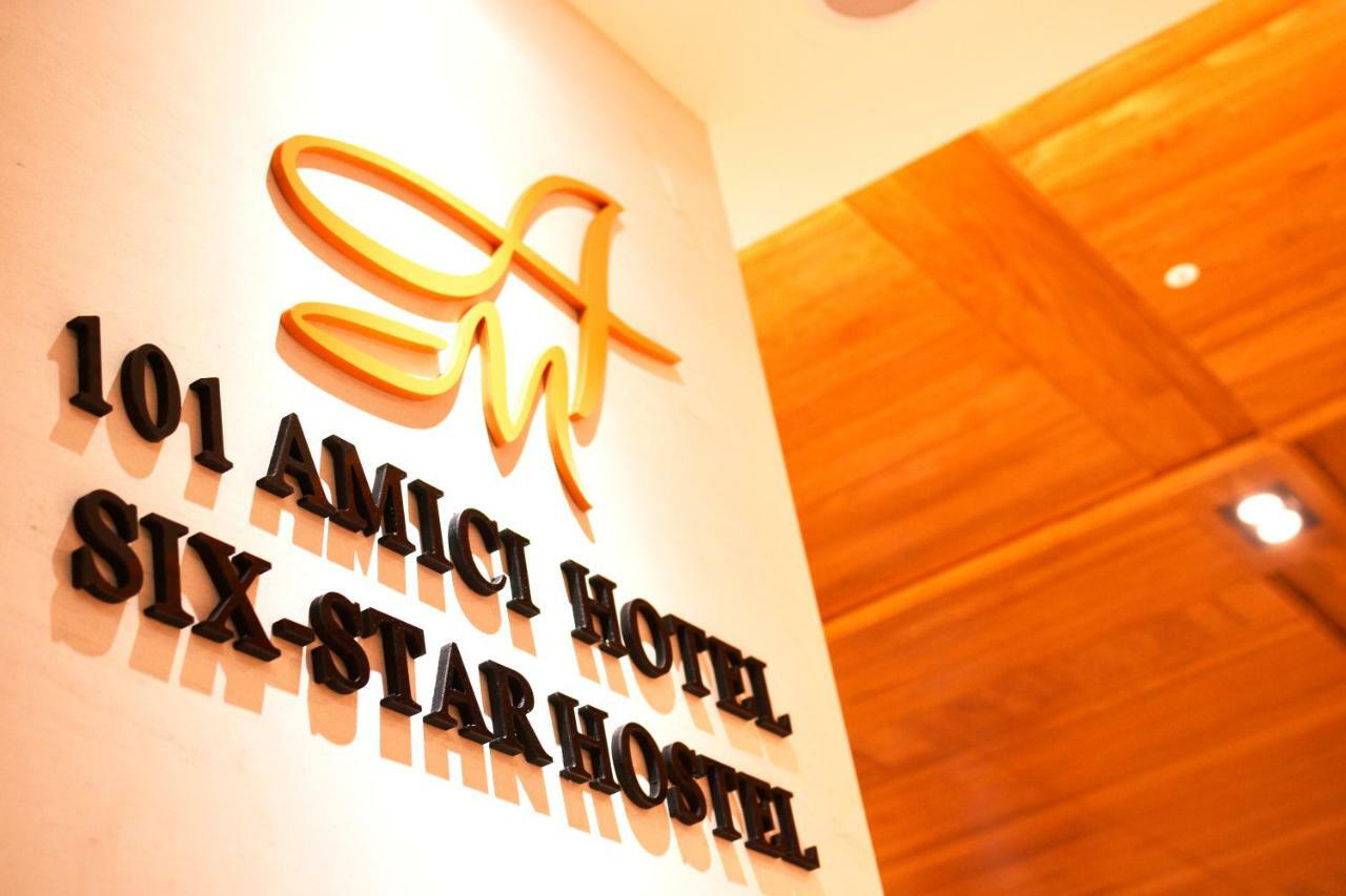 Amici Six Star Hotel