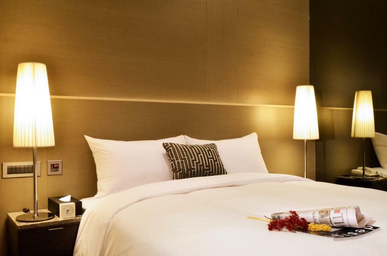 Hotel Amici Six Star