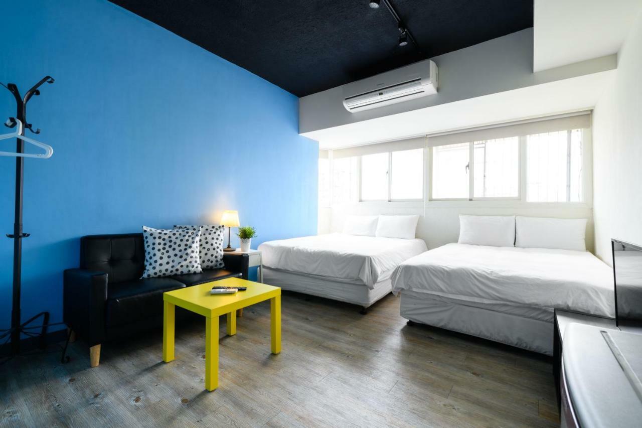 Westside Studio Apartment Taipei
