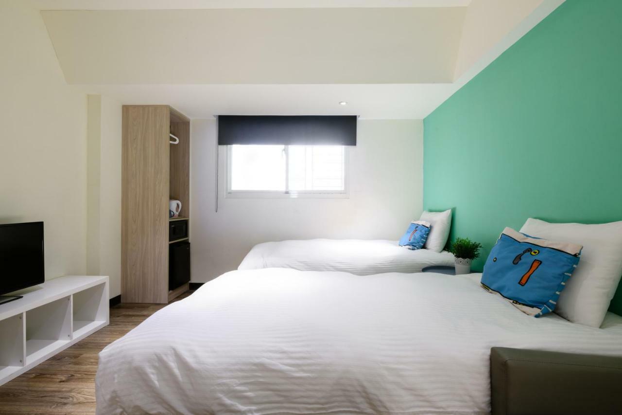 Westside Studio Apartment *