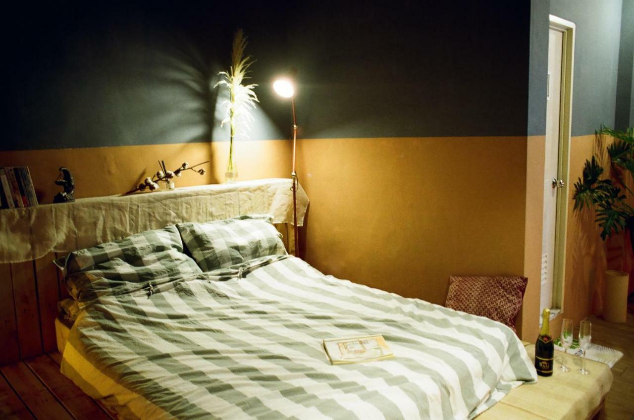 Camellia Apartment *