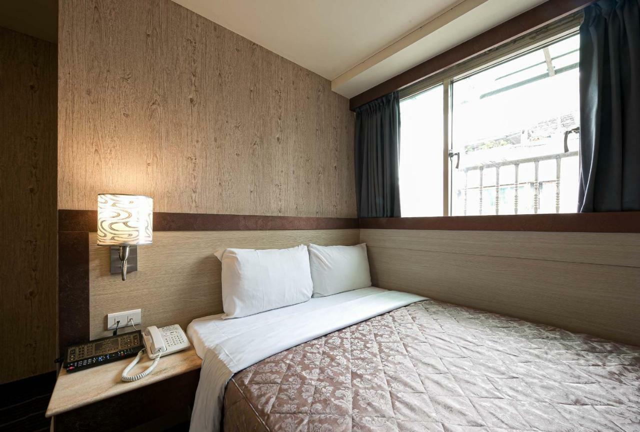 Carry Hotel 3*