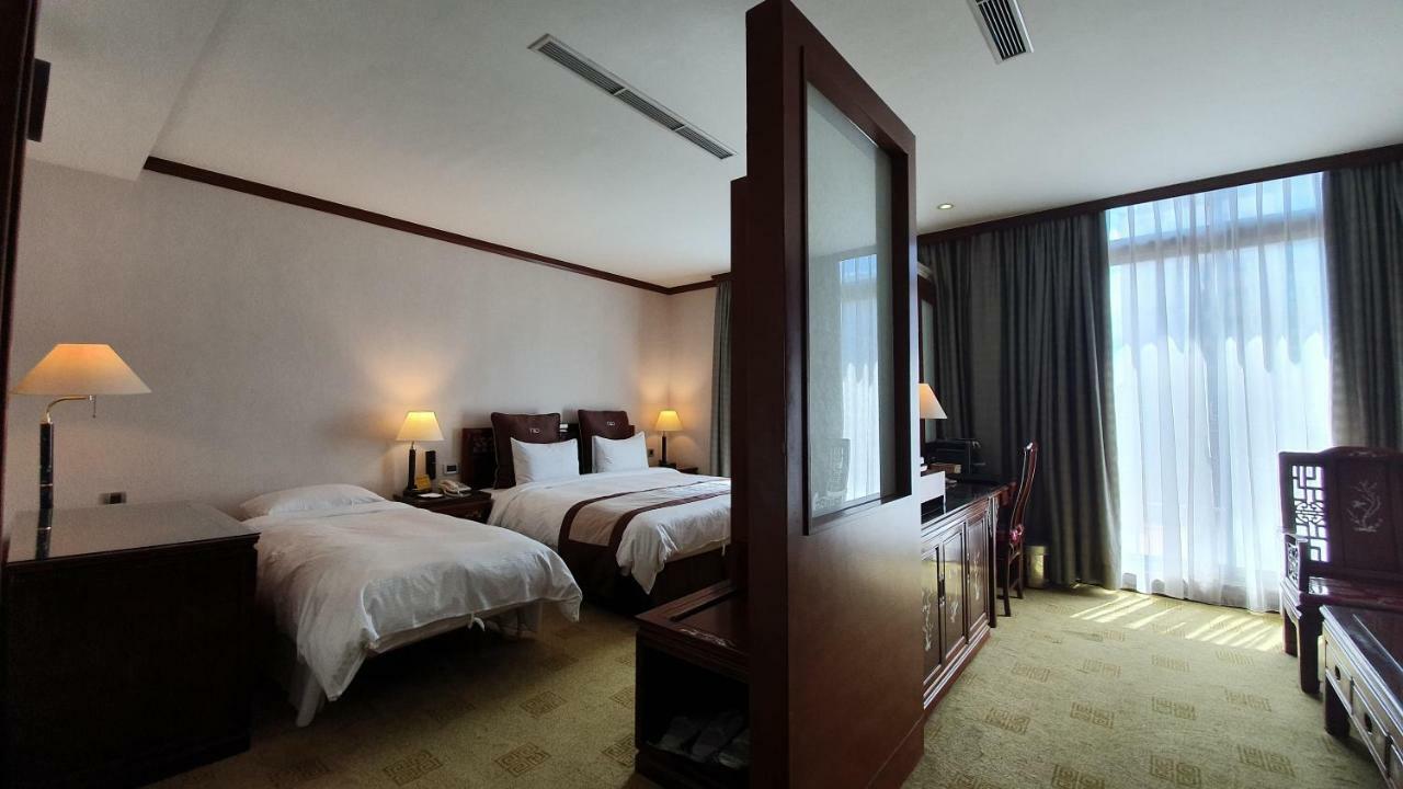 Rich Garden Hotel 3*