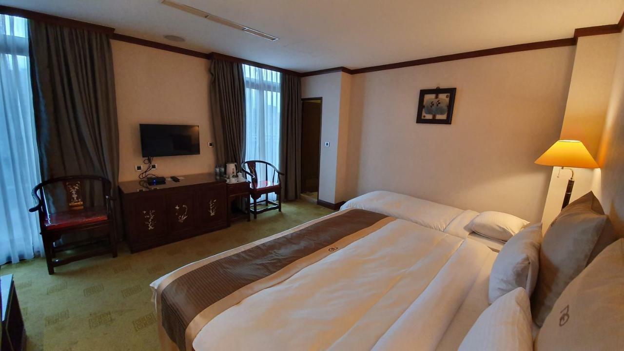 Hotel Rich Garden 3*