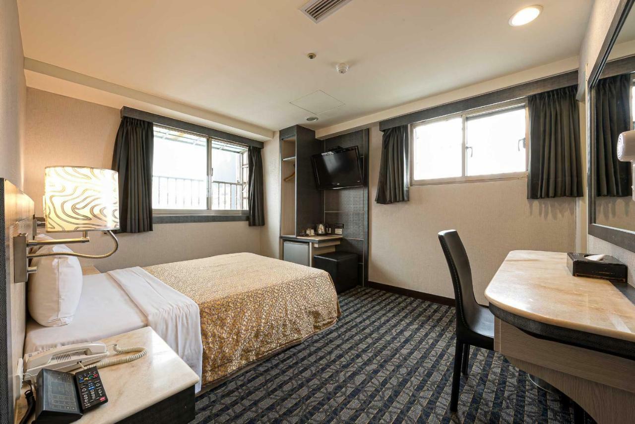 Hotel Carry 3*
