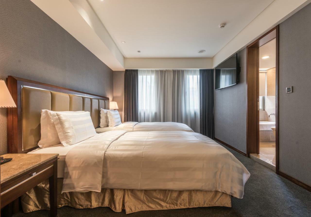 Hotel Royal Biz 3*