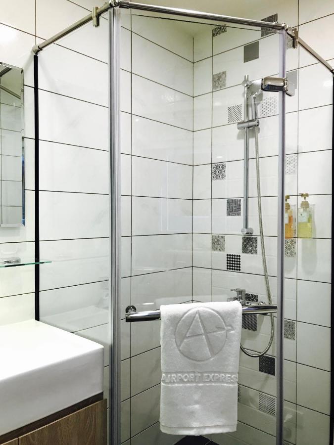Airport Express Inn 3*