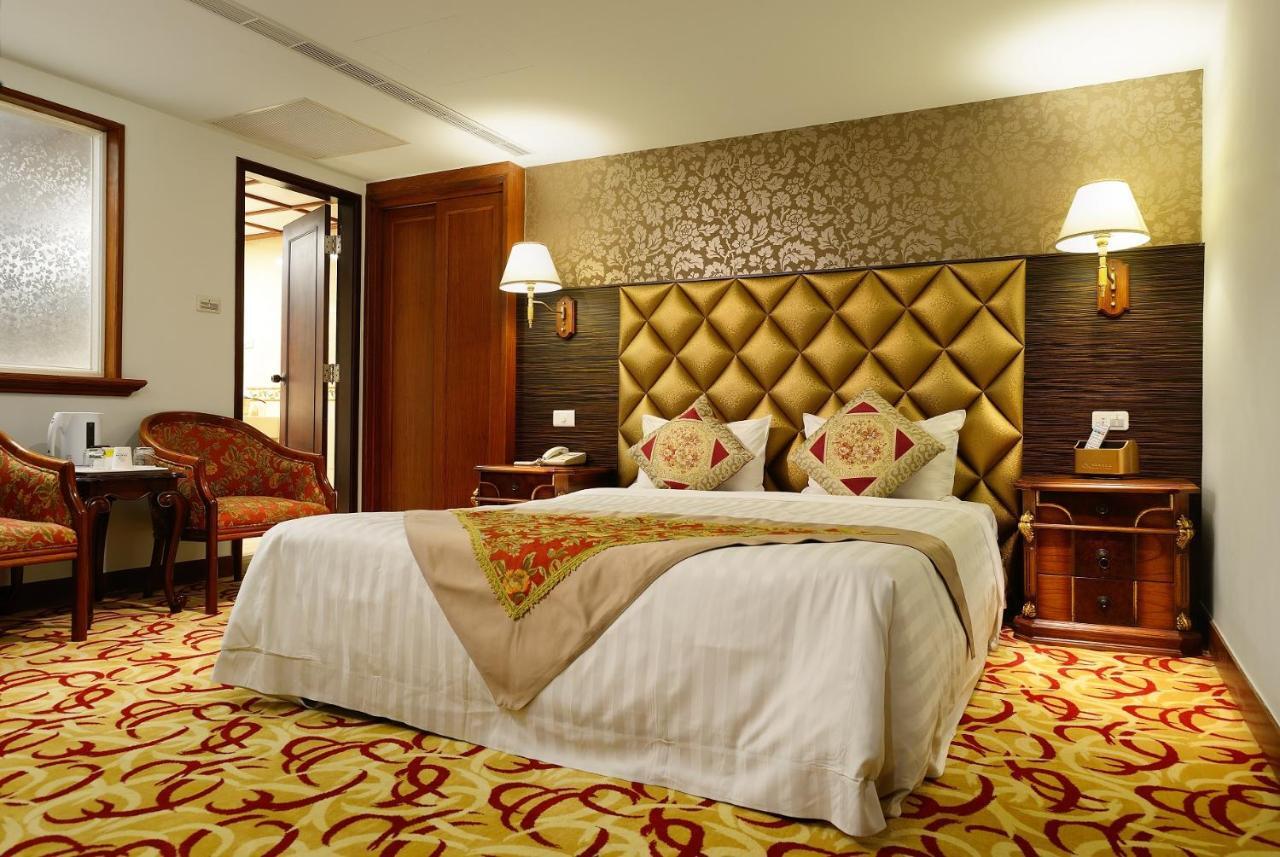 Chyuan Du Spring Hotel 3*