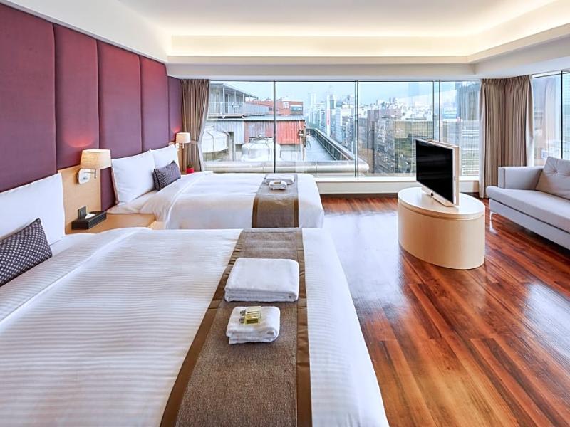 Eastin Hotel 3*