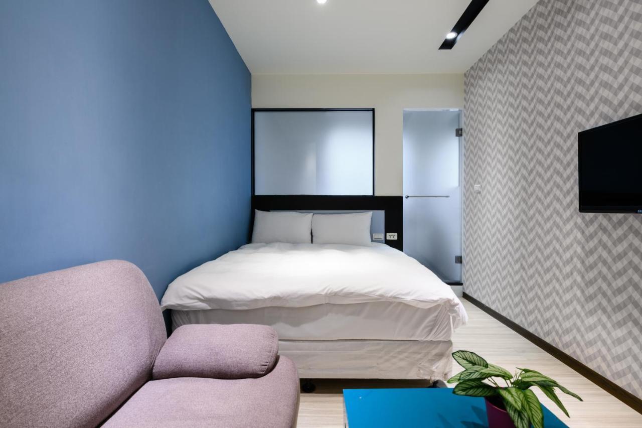 Westside Studio Apartment