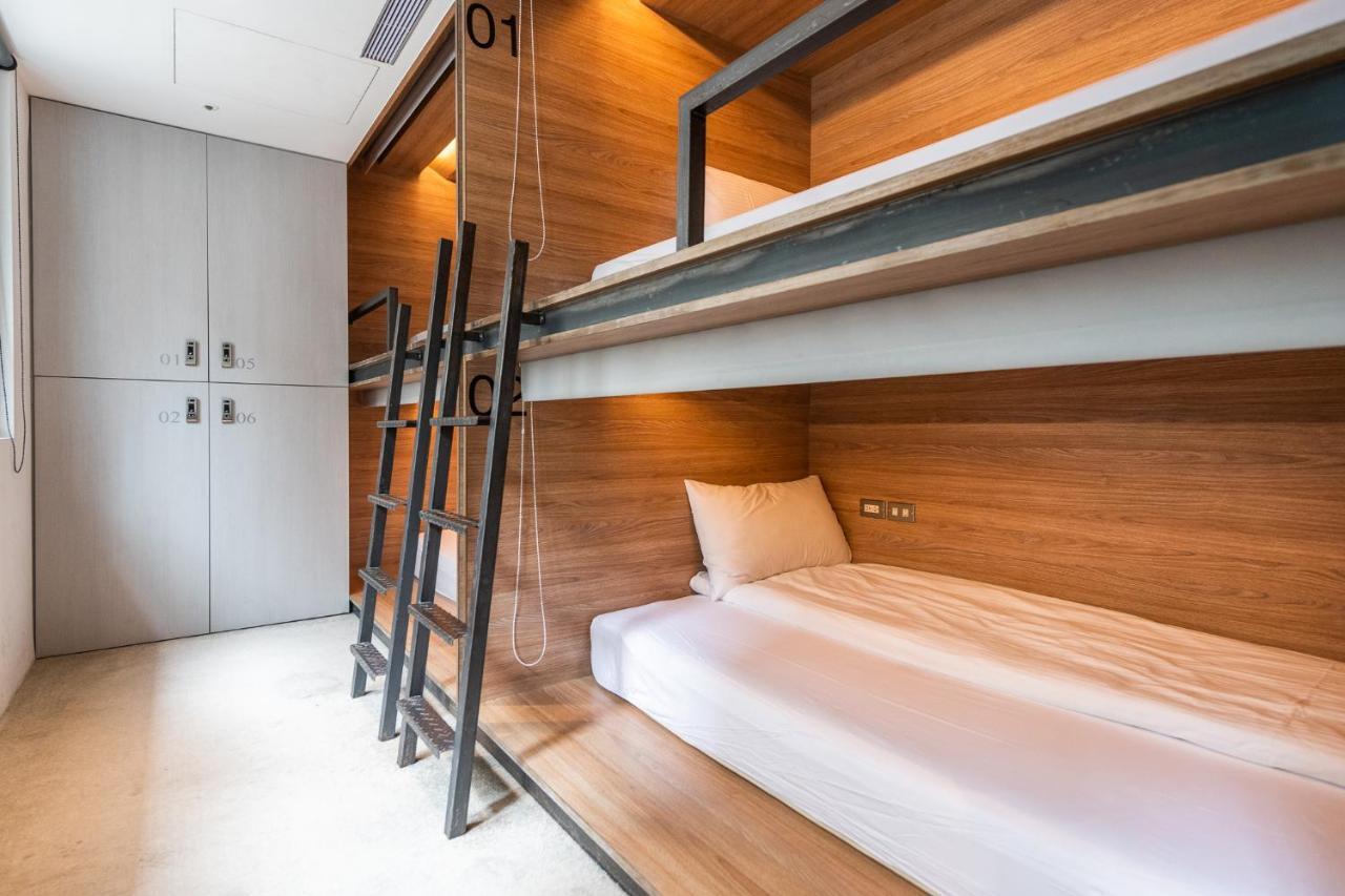 Bouti City Capsule Hostel *