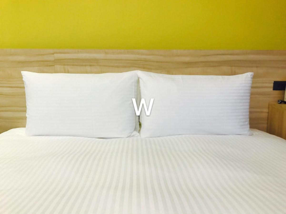 Airport Express Inn 3*
