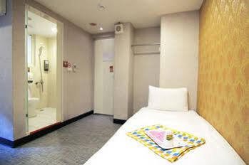Pensão Ximen Taipei - Dreamhouse 2*