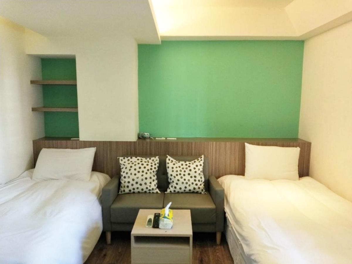 Westside Studio Apartment *