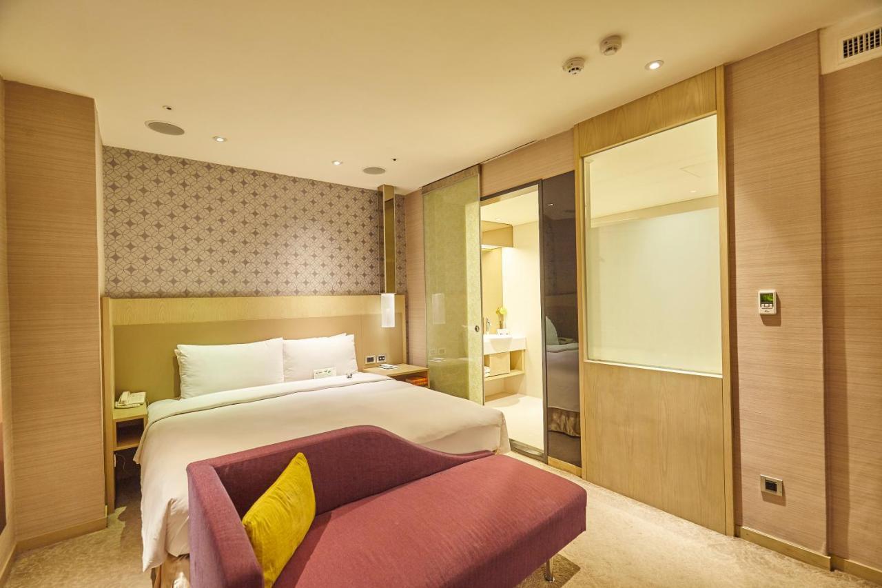 Grandee Hotel 4*