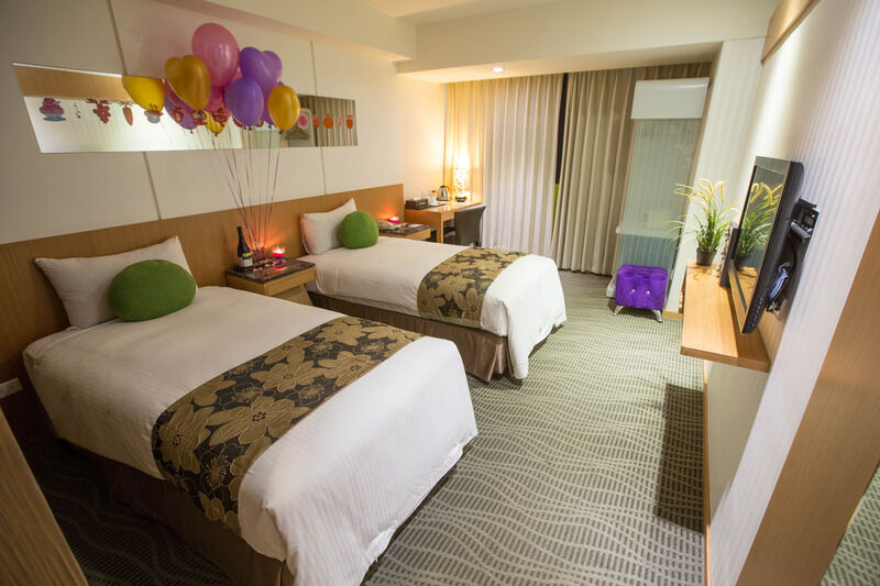Sunny Hotel