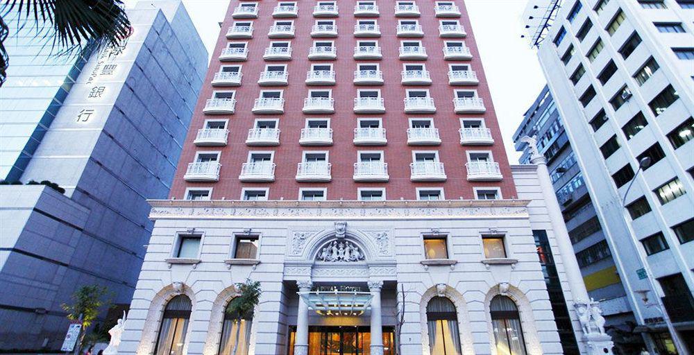 Capital Hotel 4*