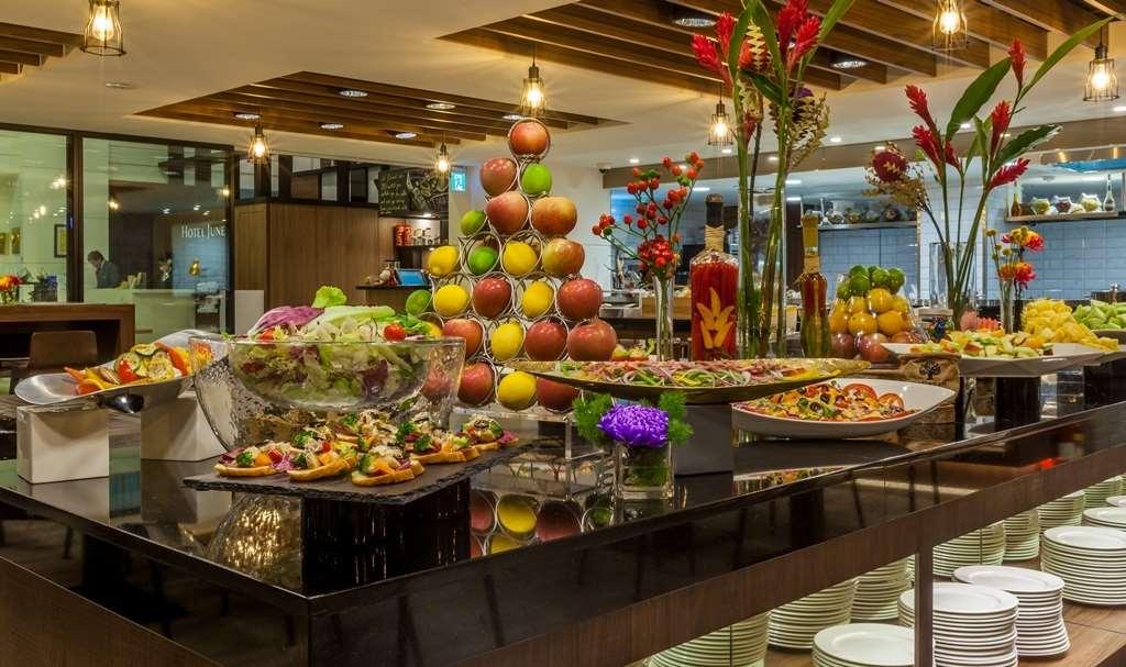 Hotel Check Neihu 4*