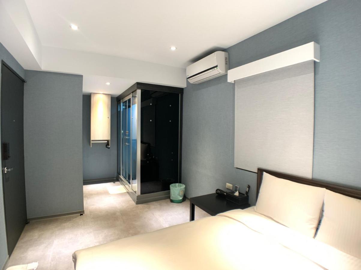 Donni For Rent Inn