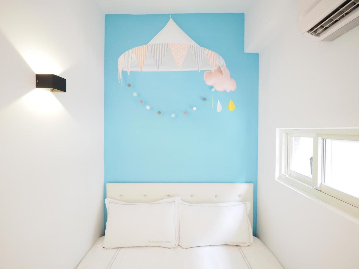 Oct Hot 82family Bed & Breakfast