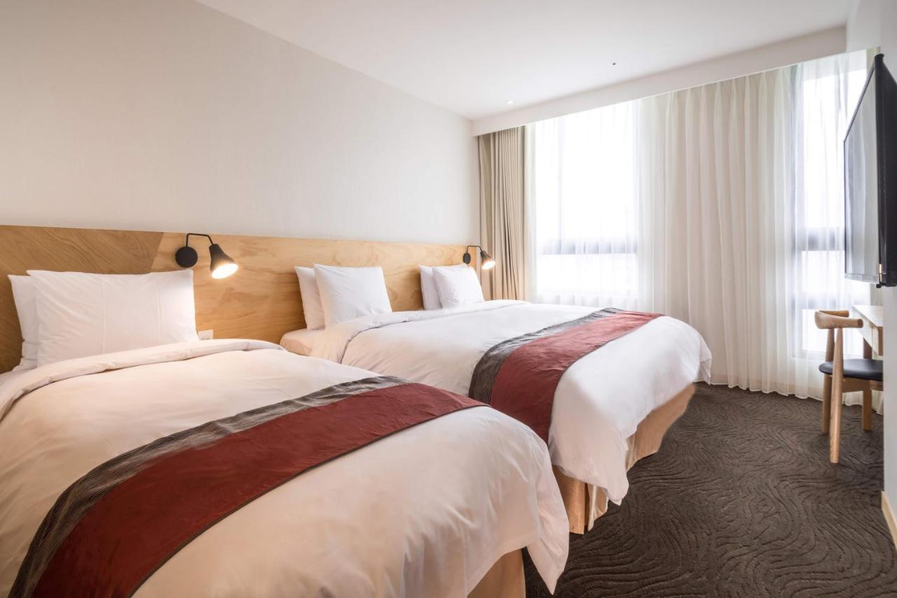 World Nangang Hotel Taipei
