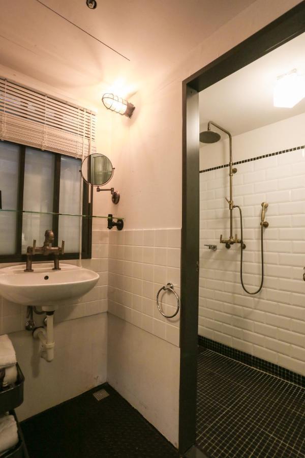 Hotel Papa Whale 4*