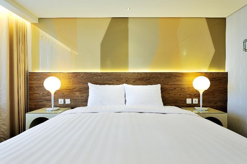World - Zhonghua Hotel Taipei