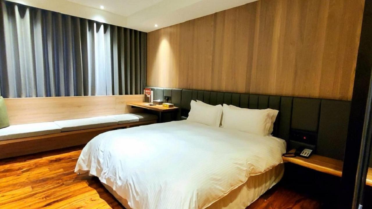 Jsl 4* Taipei