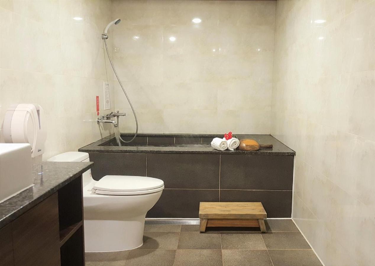 Chyuan Du Spring Hotel