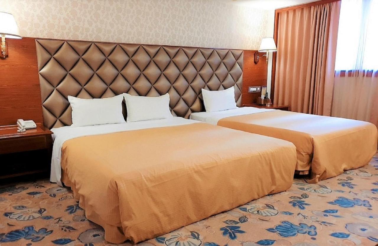 Chyuan Du Spring Hotel 3*