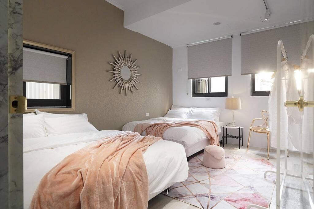 Apartment White *