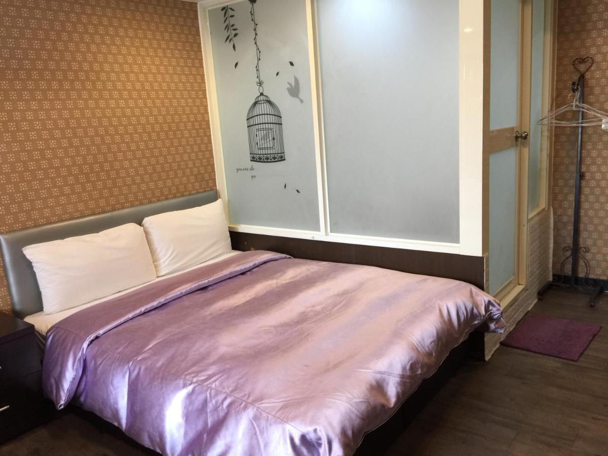 One One Hotel 2*
