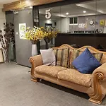 Urbanone Hotel