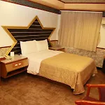 Ti Hwa Hotel