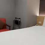 Cy Hotel