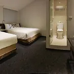 Taipei Metro Stay - Shihlin Stay