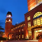 Grand Victoria Hotel